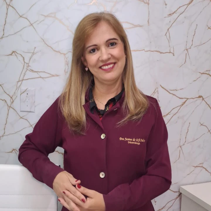 Dra. Josane de Oliveira Ferreira Daltro, dentista responsável técnica da Clinica ODOMED em Feira de Santana